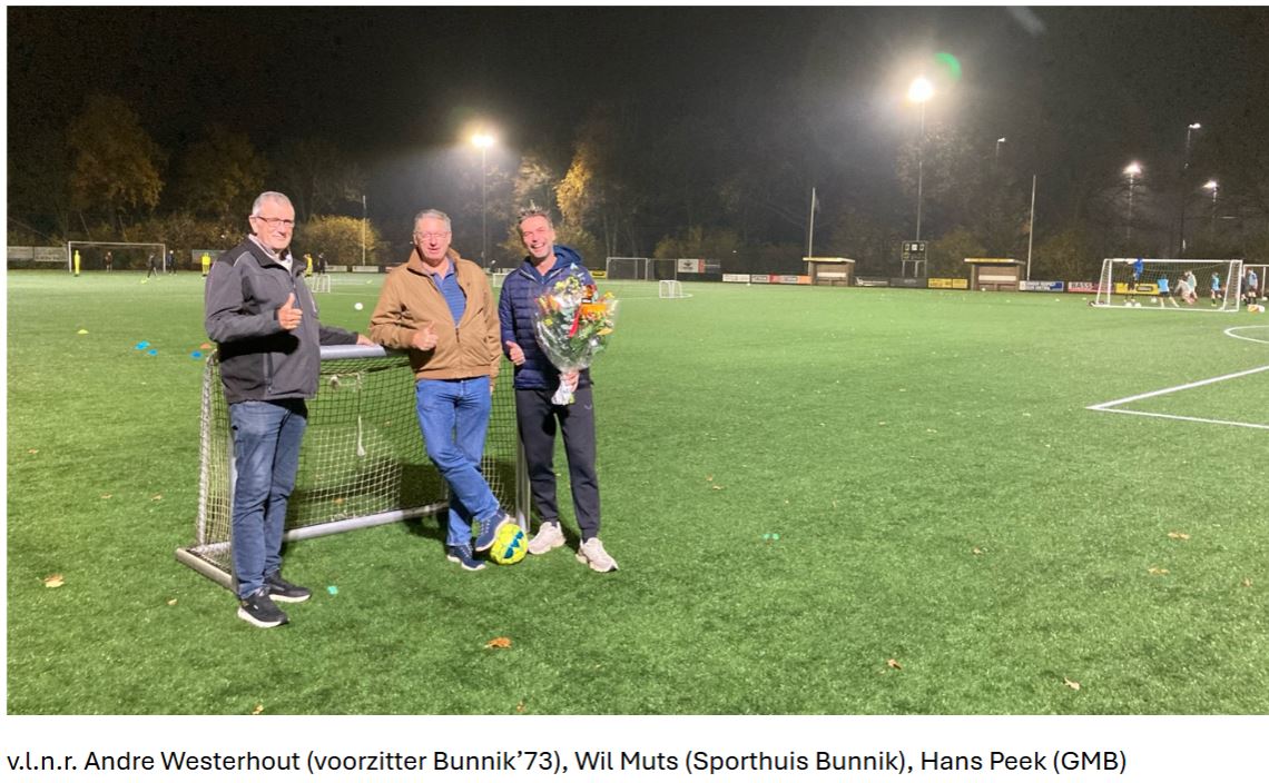 Hoofdveld voorzien van nieuwe LED-verlichting